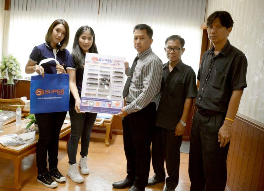 สนับสนุนสื่อการเรียนการสอนให้กับทางวิทยาลัยการอาชีพนครปฐม